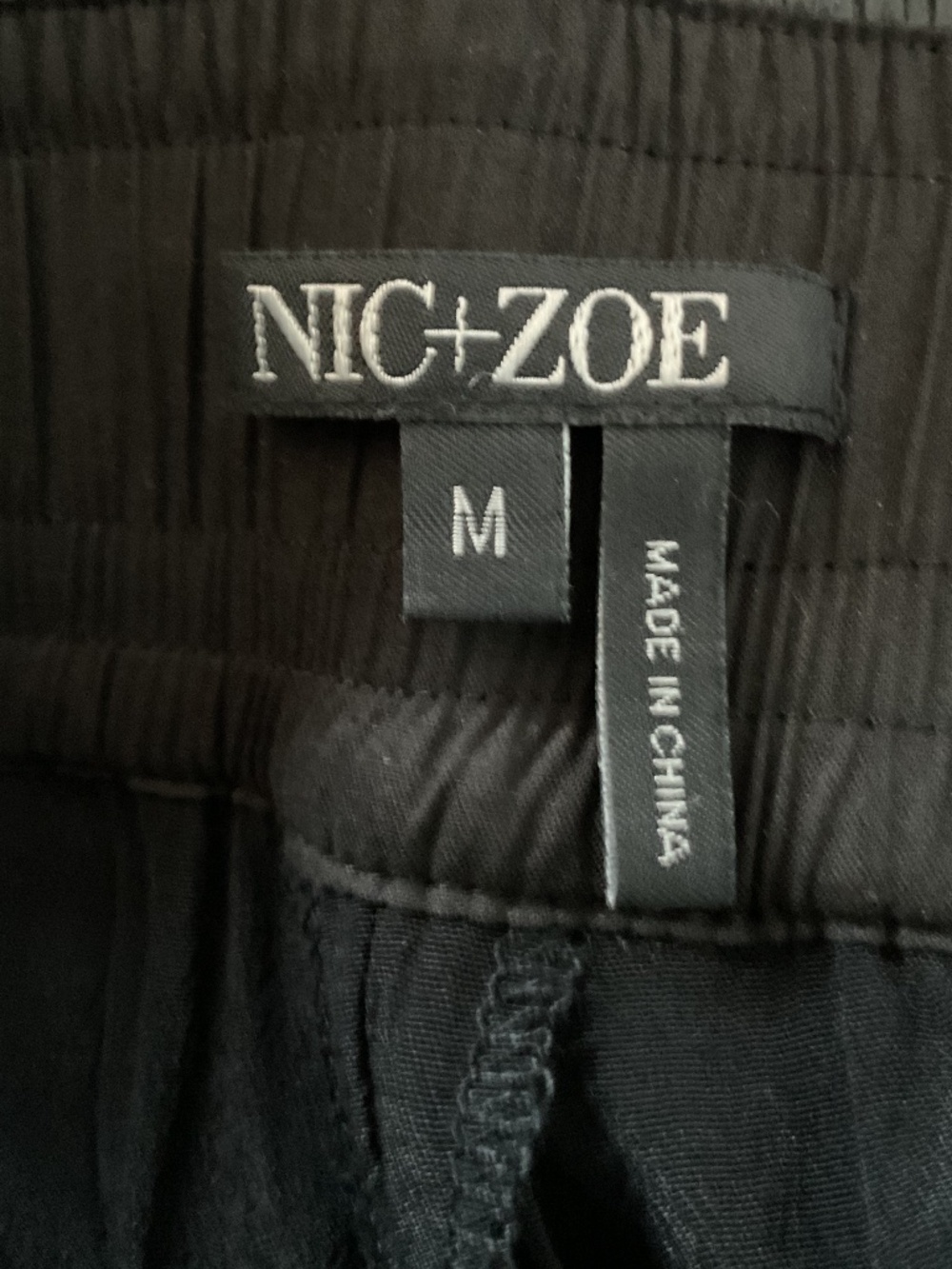 ⭐️Nic +Zoe Black High-Rise Wide Leg Pants - size M - Picture 8 of 8